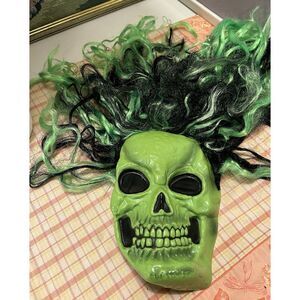 Vtg 90s Easter Unlimited Green Neon Skull Mask Long Black & Green Hair Funworld‎